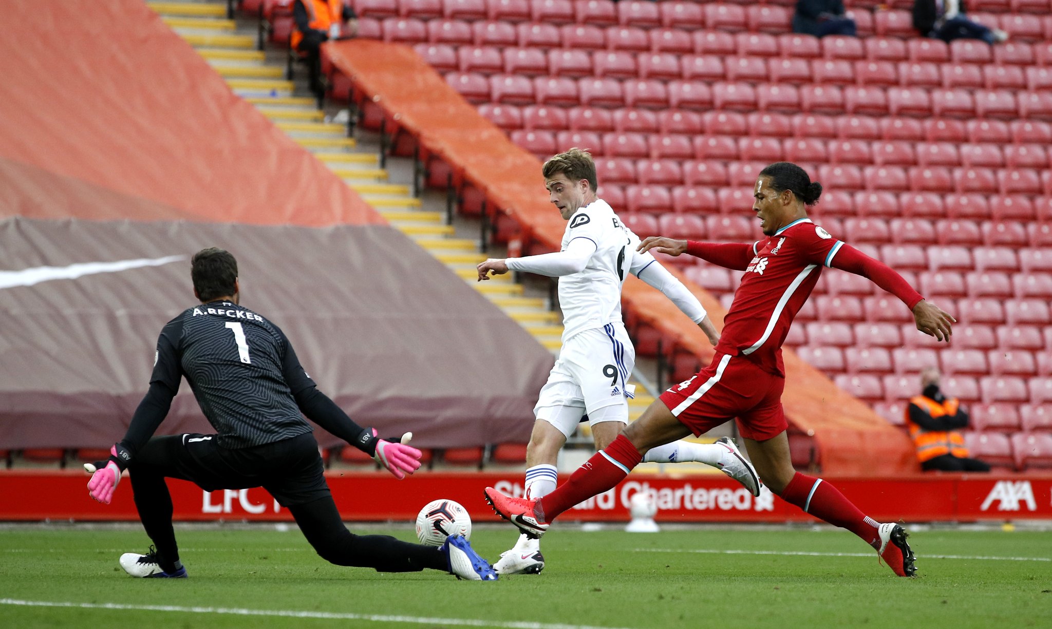 不僅進一步 不僅進一步